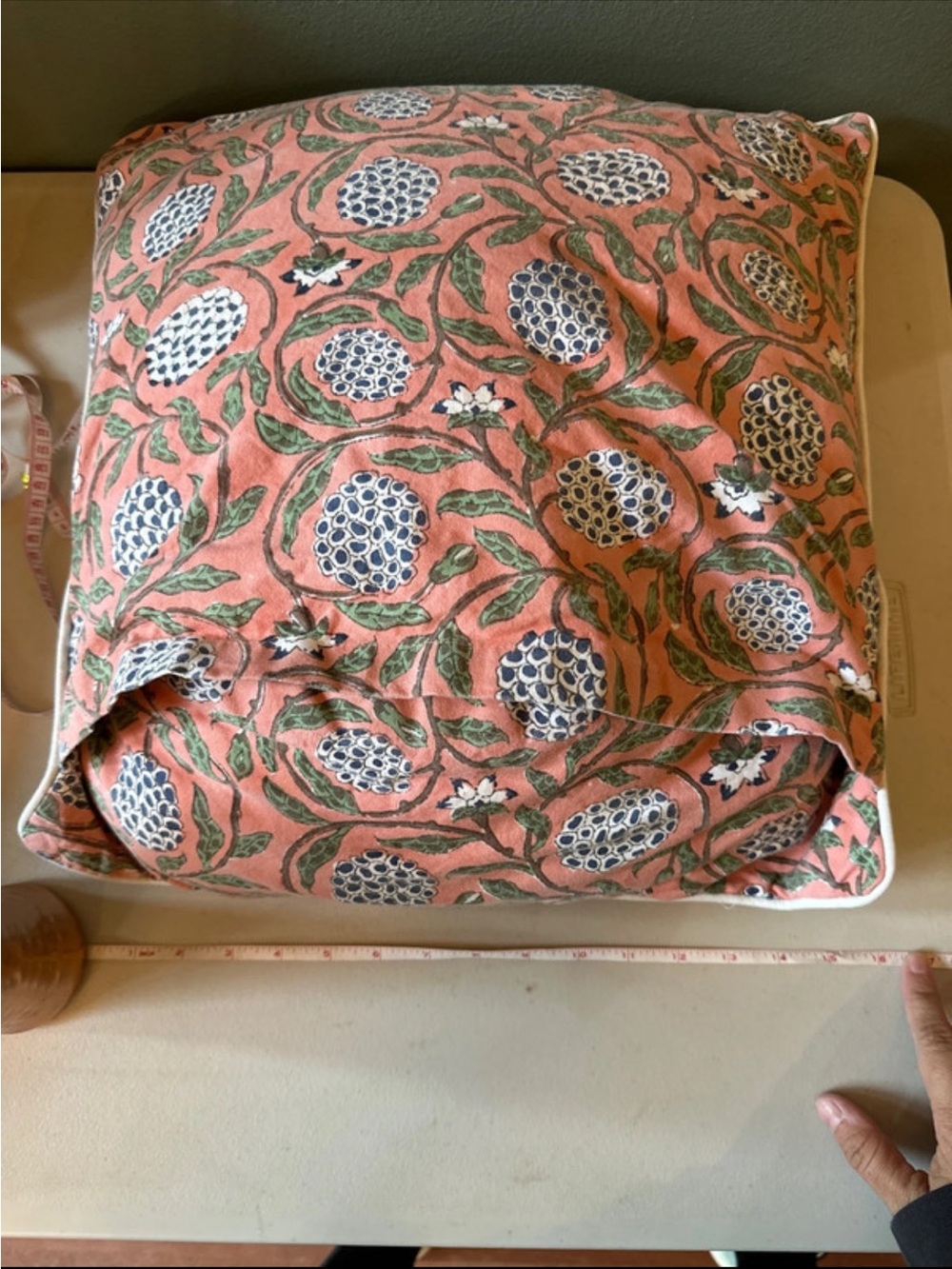 2 Ridhi by Raniwala pillows - Picture 6 of 7